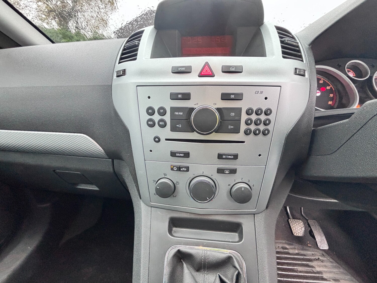 Used Vauxhall Zafira 2011 for sale - 76566445: Photo 19