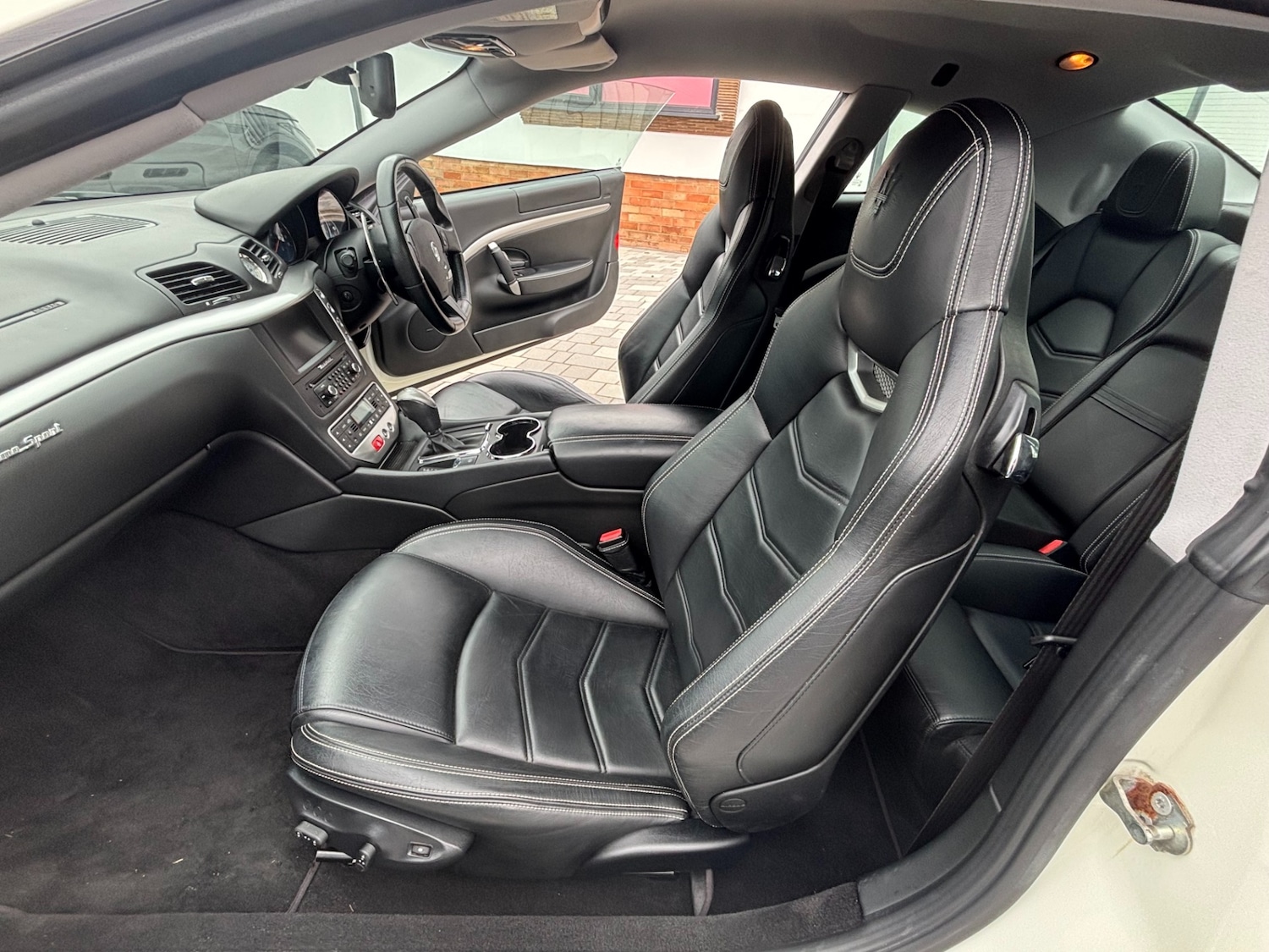 Used Maserati Granturismo 2014 for sale - 76576833: Photo 31