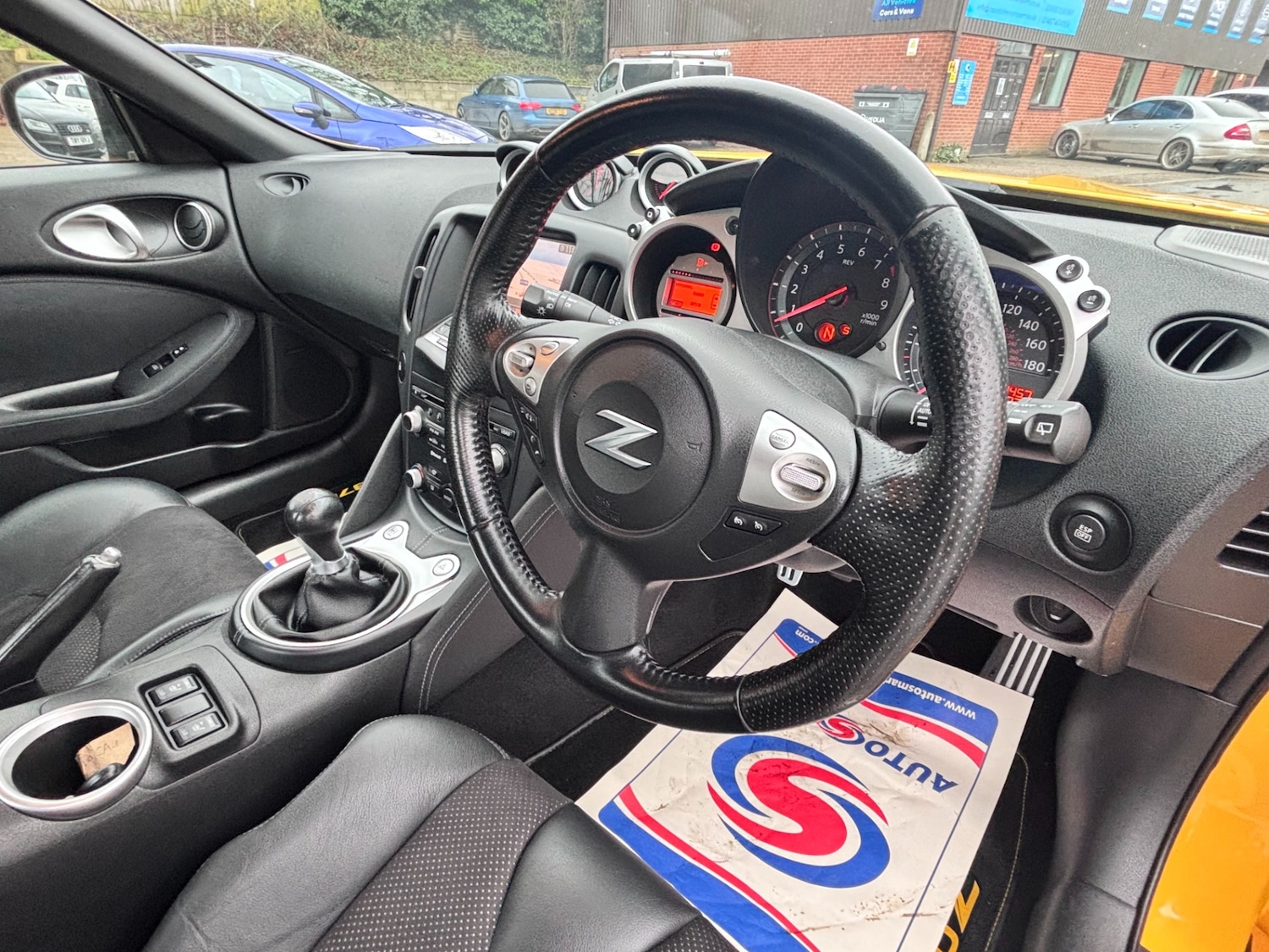 Used Nissan 370 Z 2010 for sale - 77324523: Photo 23