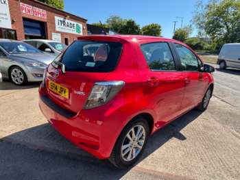 Used Toyota Yaris 2014 for sale - 74589298: Photo