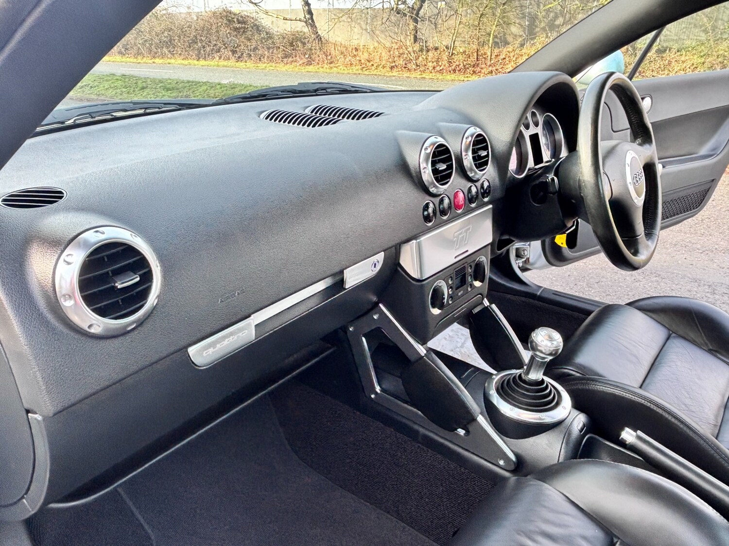 Used Audi TT 2002 for sale - 77570351: Photo 25