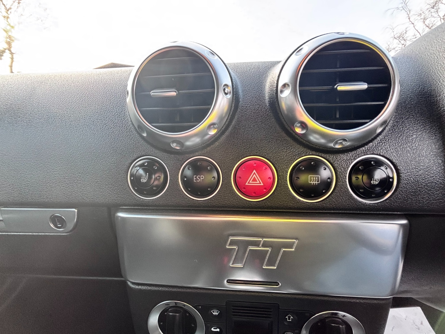 Used Audi TT 2002 for sale - 77570351: Photo 29