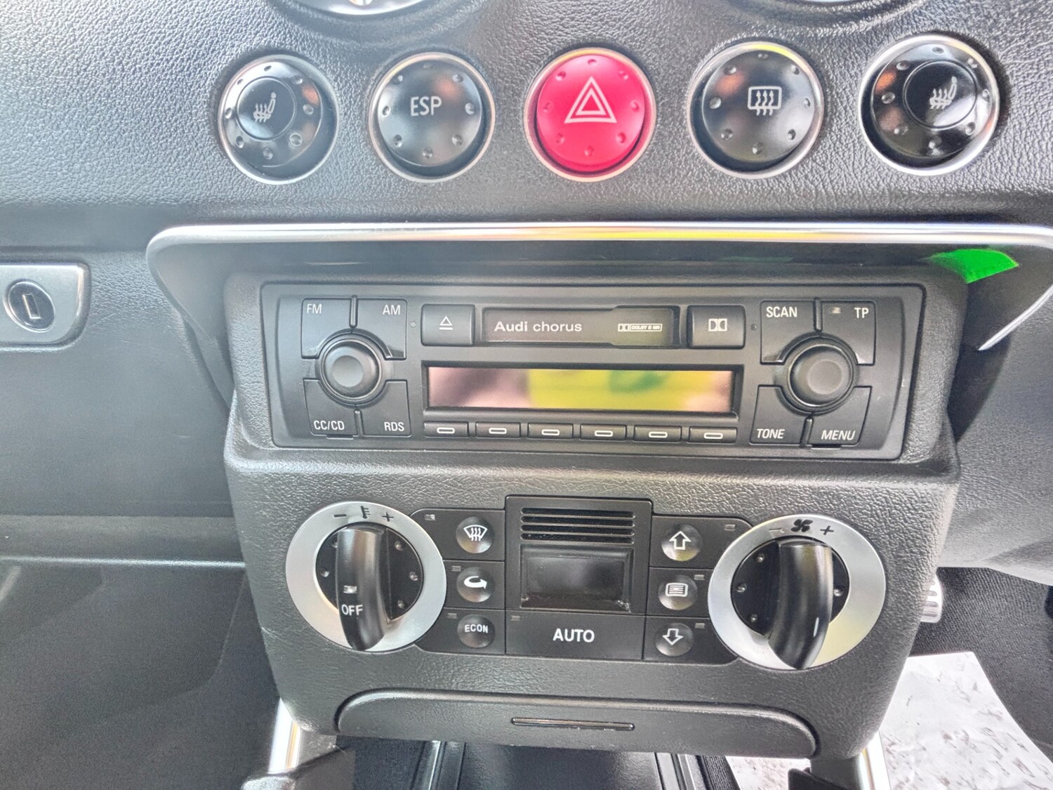 Used Audi TT 2002 for sale - 77570351: Photo 30