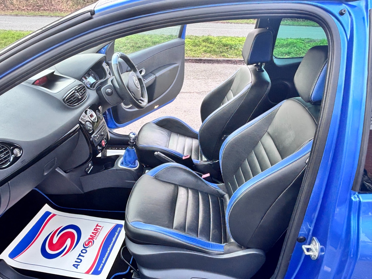 Used Renault Clio 2010 for sale - 77604521: Photo 29