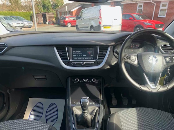 Used Vauxhall Grandland X 2018 for sale - 76252335: Photo 9