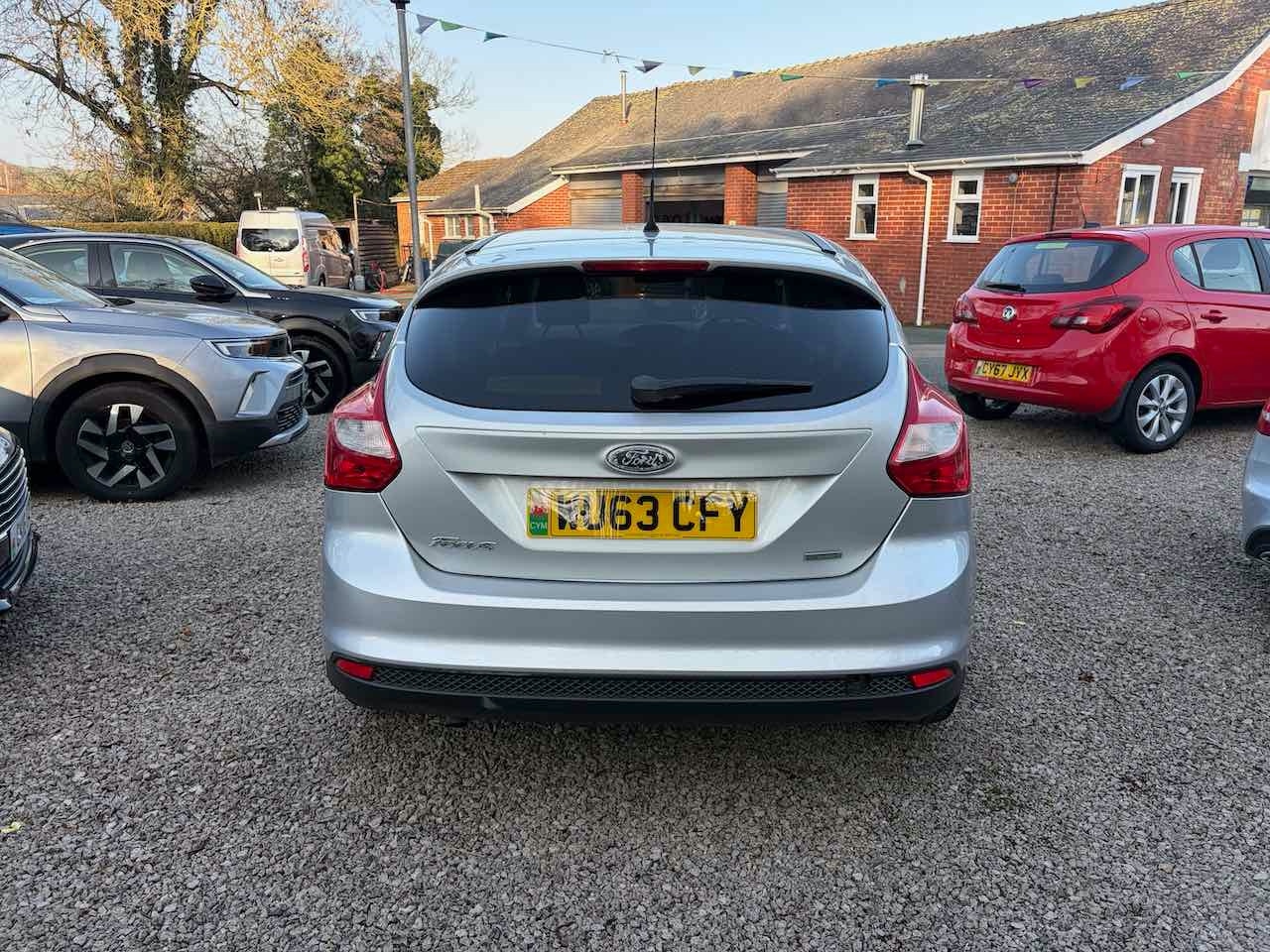 Used Ford Focus 2013 for sale - 77760667: Photo 5