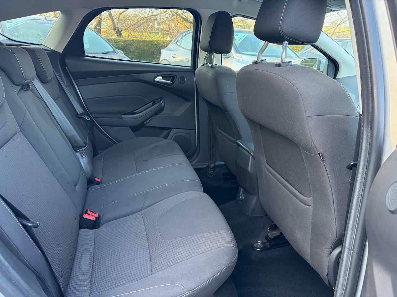 Used Ford Focus 2013 for sale - 77760667: Photo 8