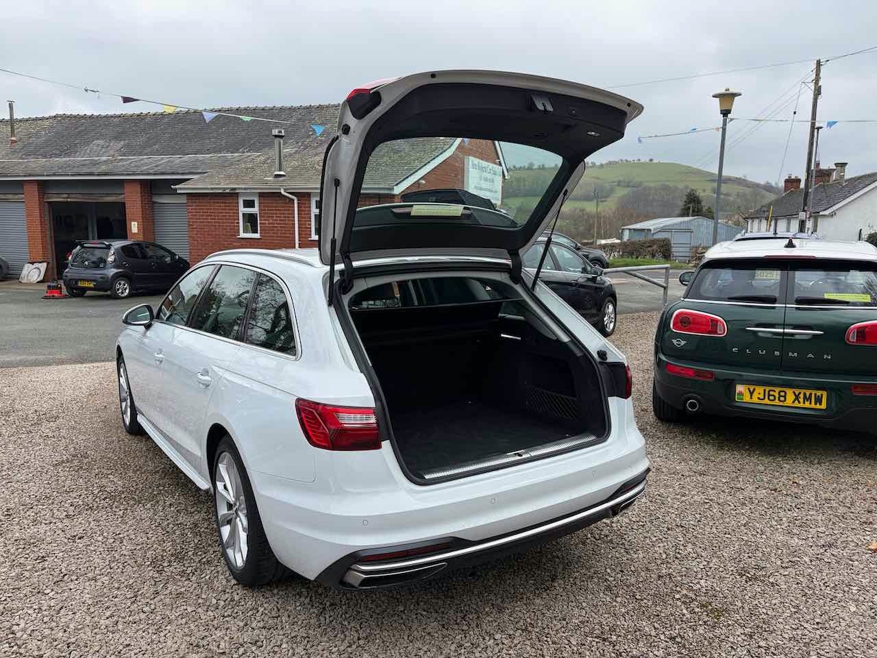 Used Audi A4 2020 for sale - 77732901: Photo 7