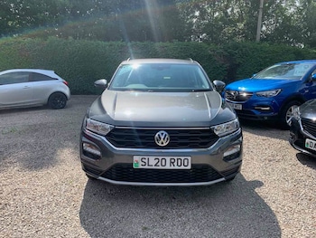 Used Volkswagen T-Roc 2020 for sale - 75409927: Photo
