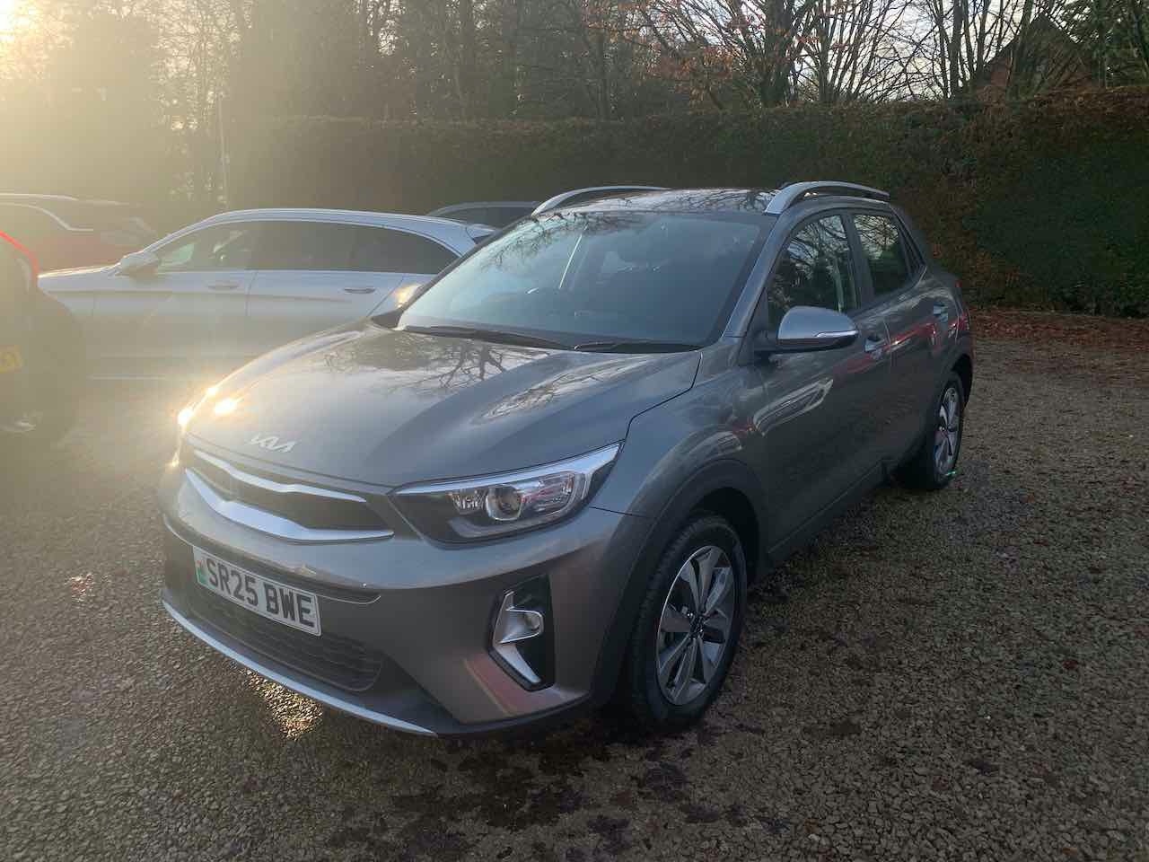 Used Kia Stonic 2025 for sale - 76931490: Photo 3