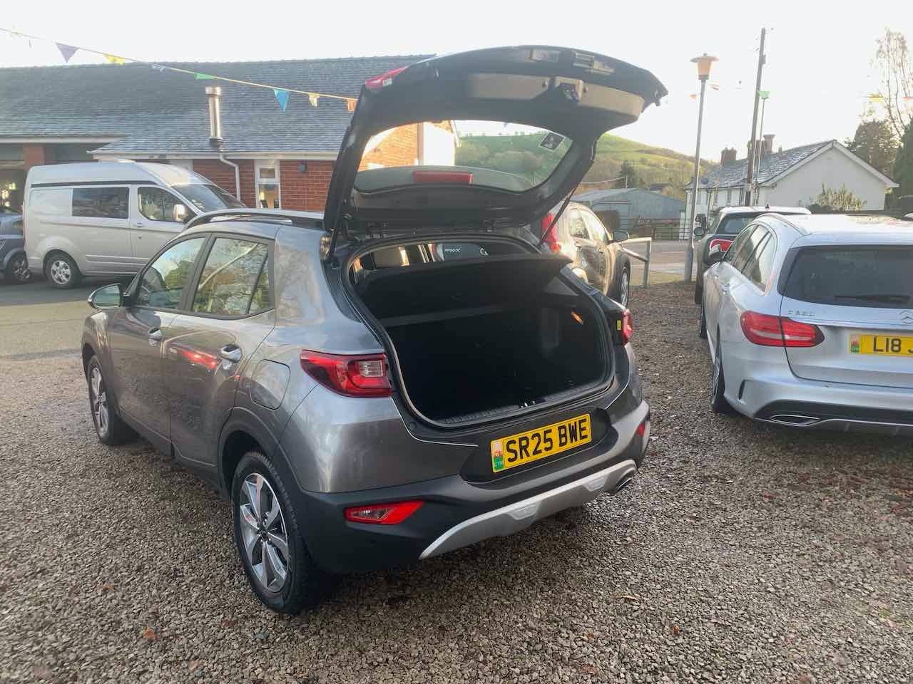 Used Kia Stonic 2025 for sale - 76931490: Photo 7