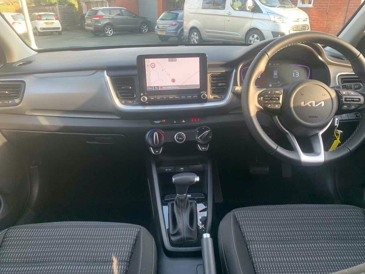 Used Kia Stonic 2025 for sale - 76931490: Photo 9