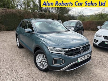 Used Volkswagen T-Roc 2025 for sale - 78421414: Photo