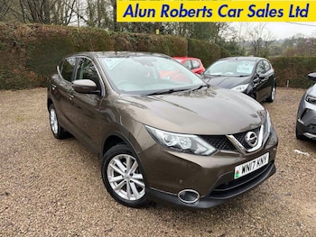 Used Nissan Qashqai 2017 for sale - 77690890: Photo