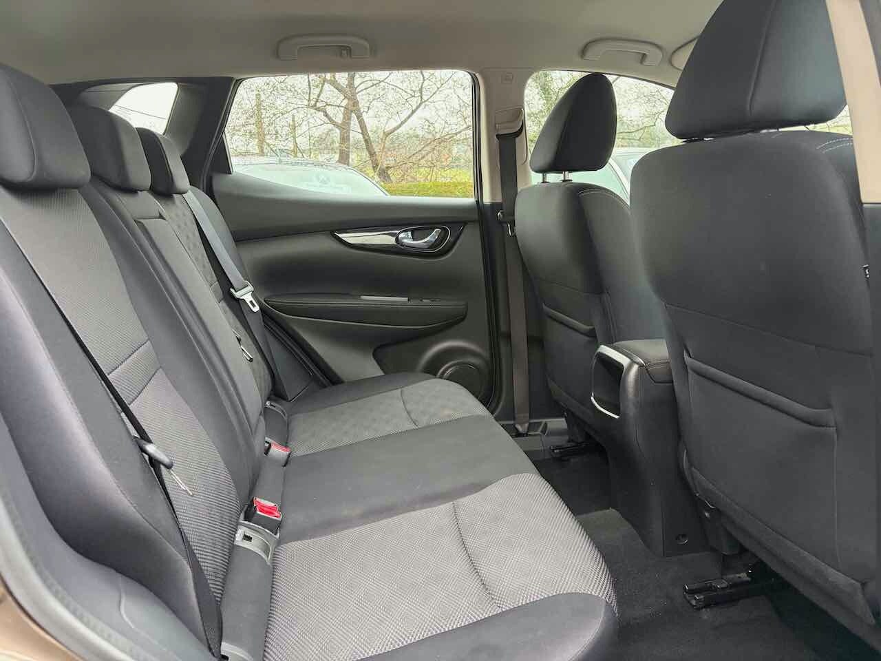 Used Nissan Qashqai 2017 for sale - 77690890: Photo 8