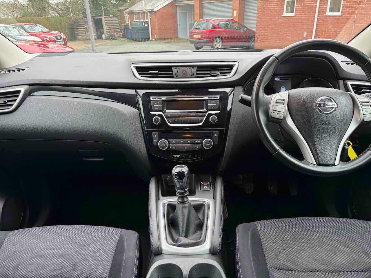 Used Nissan Qashqai 2017 for sale - 77690890: Photo 9