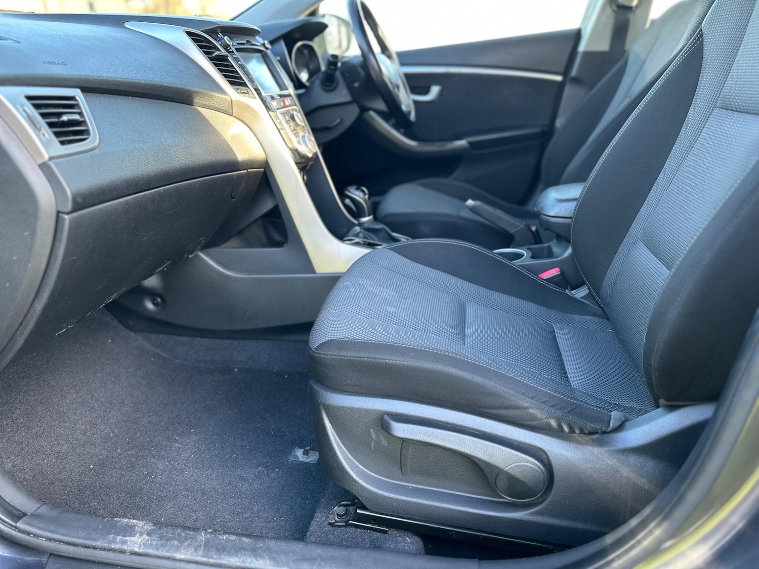 Used Hyundai i30 2015 for sale - 76780714: Photo 48