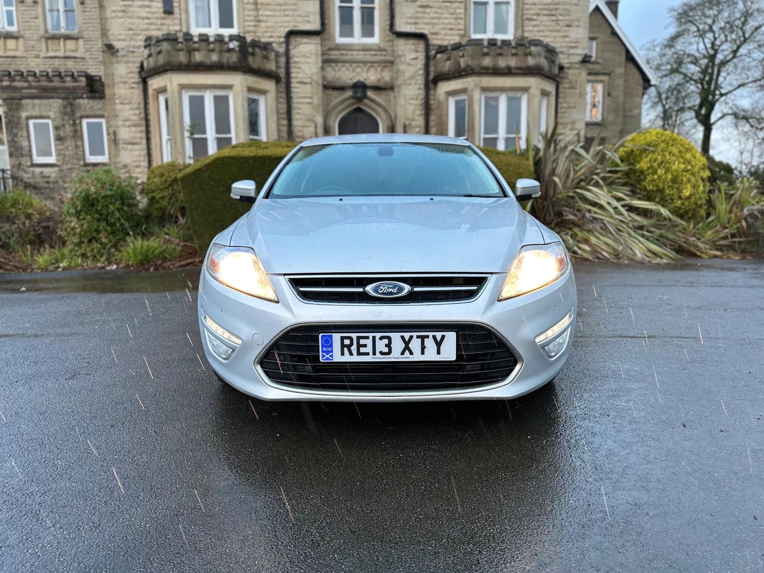 Used Ford Mondeo 2013 for sale - 76666856: Photo 2