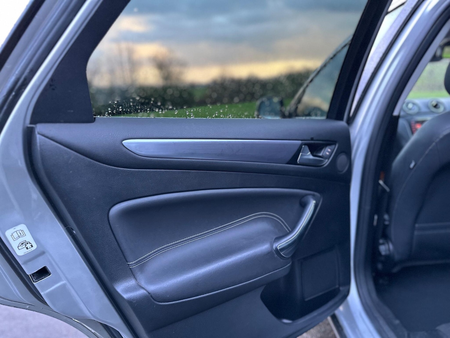 Used Ford Mondeo 2013 for sale - 76666856: Photo 37