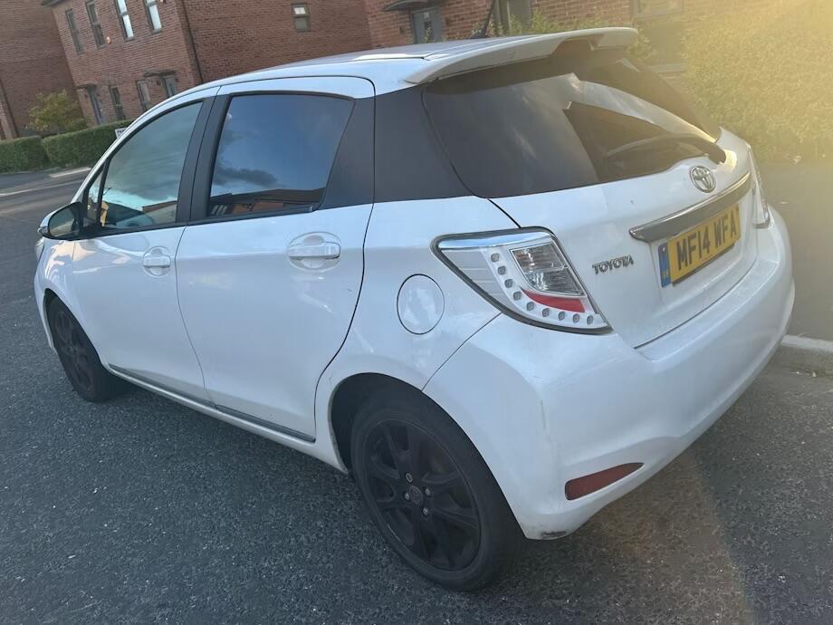 Used Toyota Yaris 2014 for sale - 76485311: Photo 4