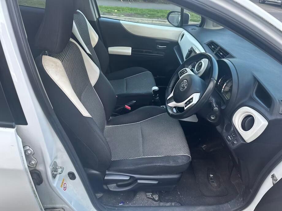 Used Toyota Yaris 2014 for sale - 76485311: Photo 5