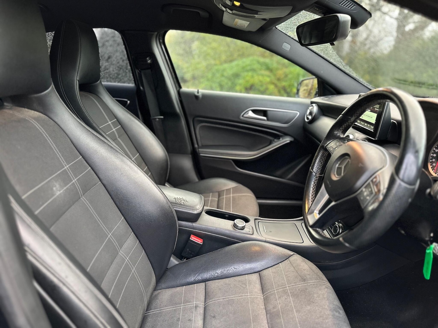 Used Mercedes-Benz A-Class 2014 for sale - 76484567: Photo 32