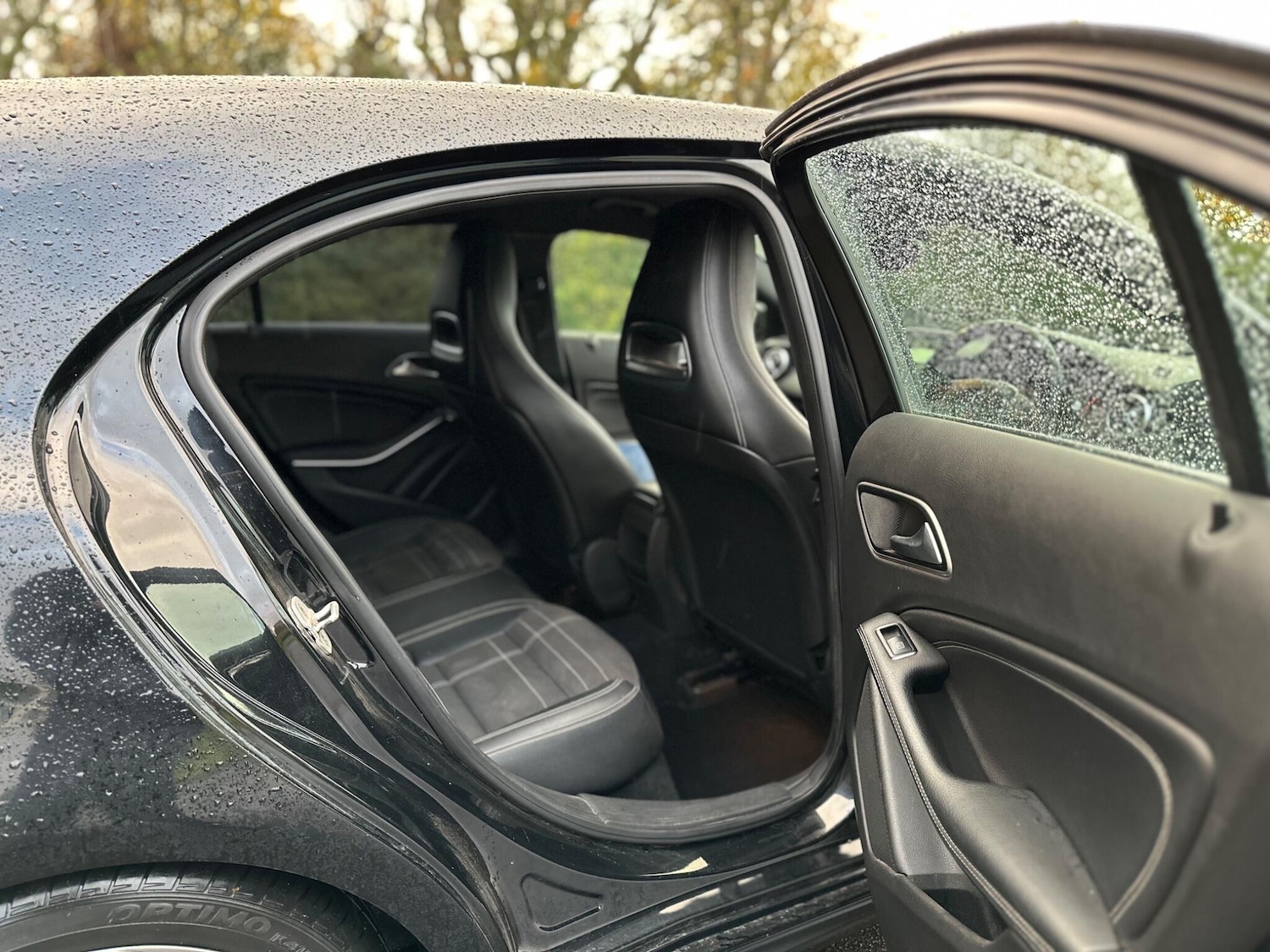 Used Mercedes-Benz A-Class 2014 for sale - 76484567: Photo 35