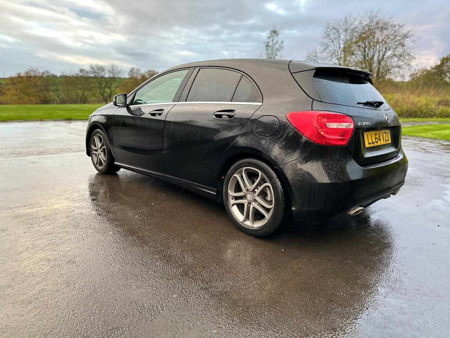 Used Mercedes-Benz A-Class 2014 for sale - 76484567: Photo 4