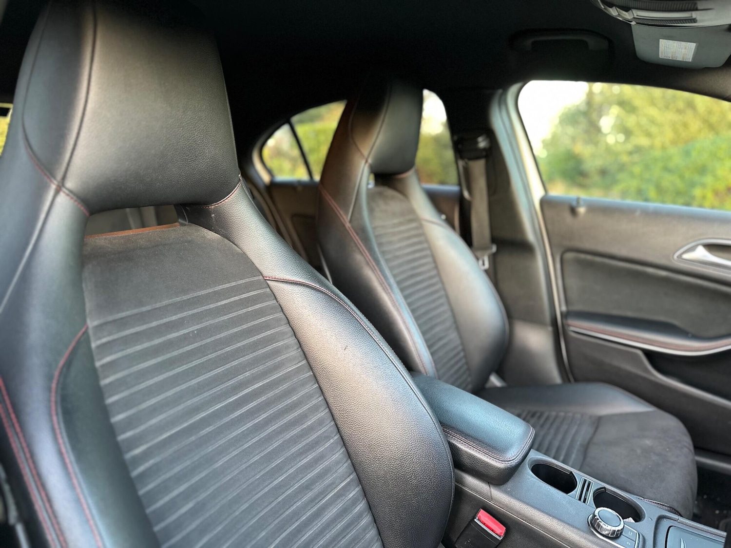 Used Mercedes-Benz A-Class 2013 for sale - 76404975: Photo 30