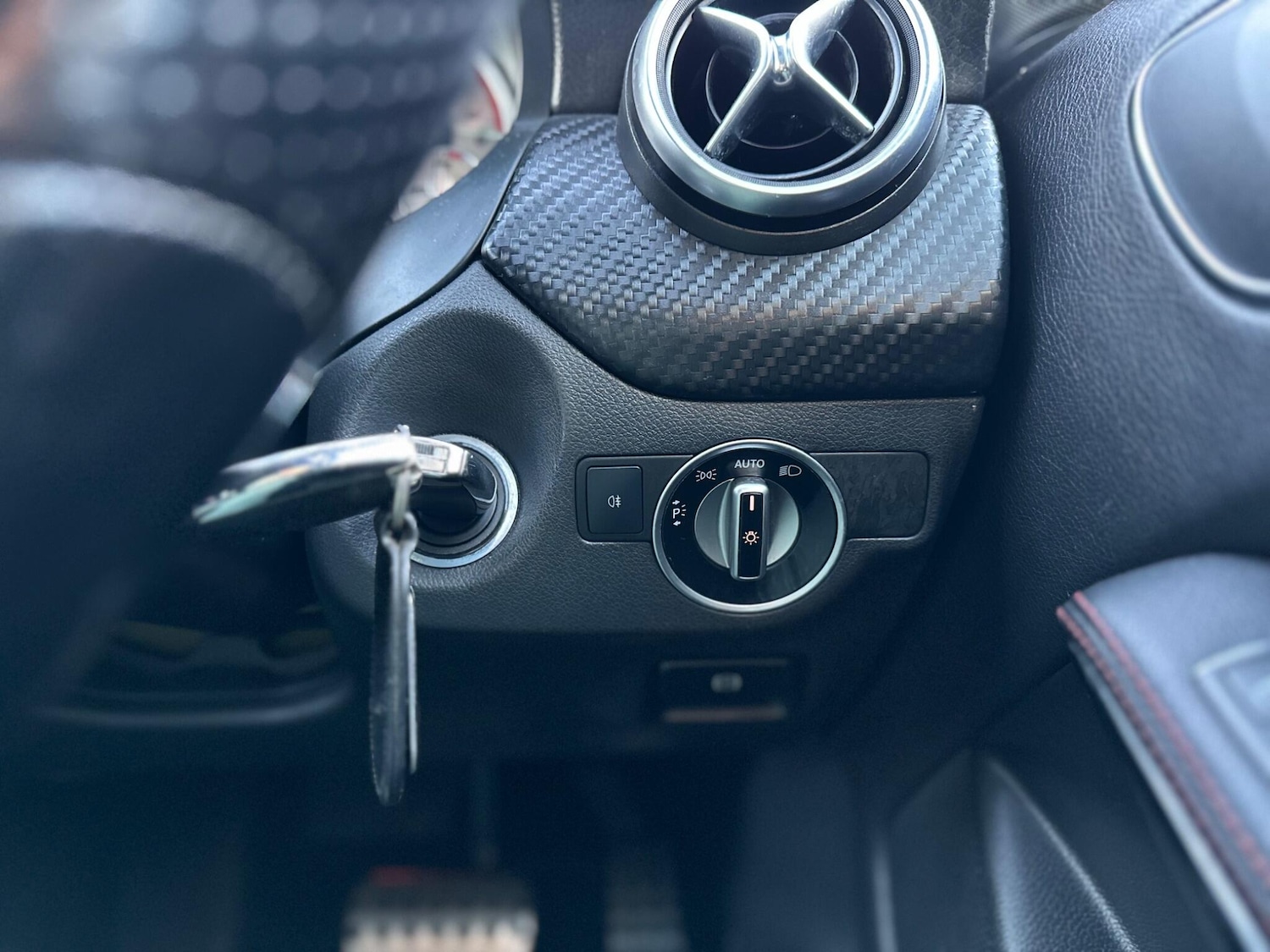 Used Mercedes-Benz A-Class 2013 for sale - 76404975: Photo 38