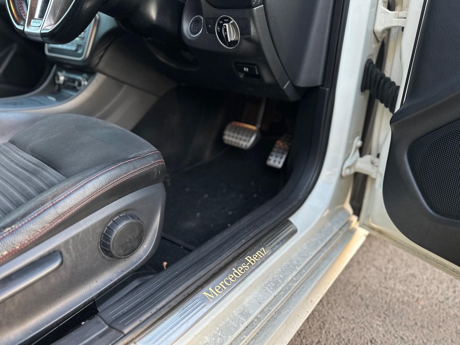 Used Mercedes-Benz A-Class 2013 for sale - 76404975: Photo 61