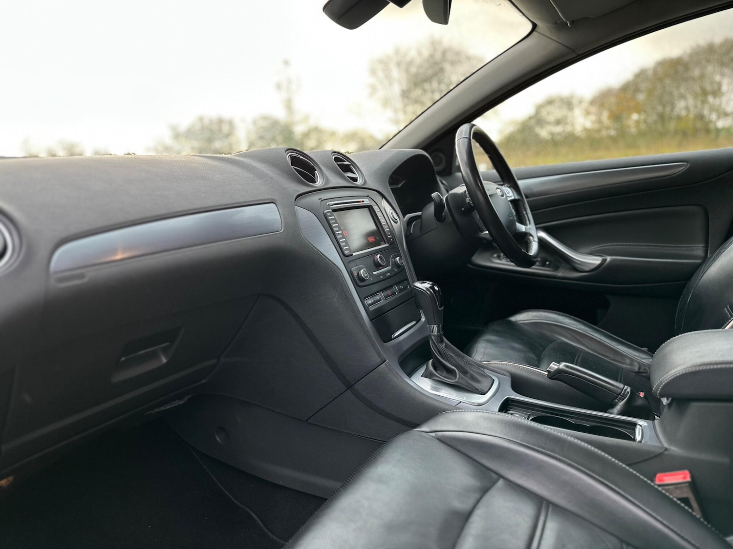 Used Ford Mondeo 2014 for sale - 76404972: Photo 23