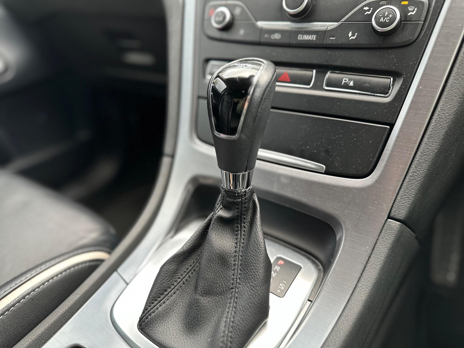 Used Ford Mondeo 2014 for sale - 76404972: Photo 27