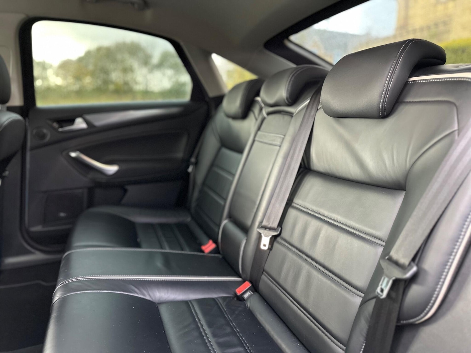 Used Ford Mondeo 2014 for sale - 76404972: Photo 31