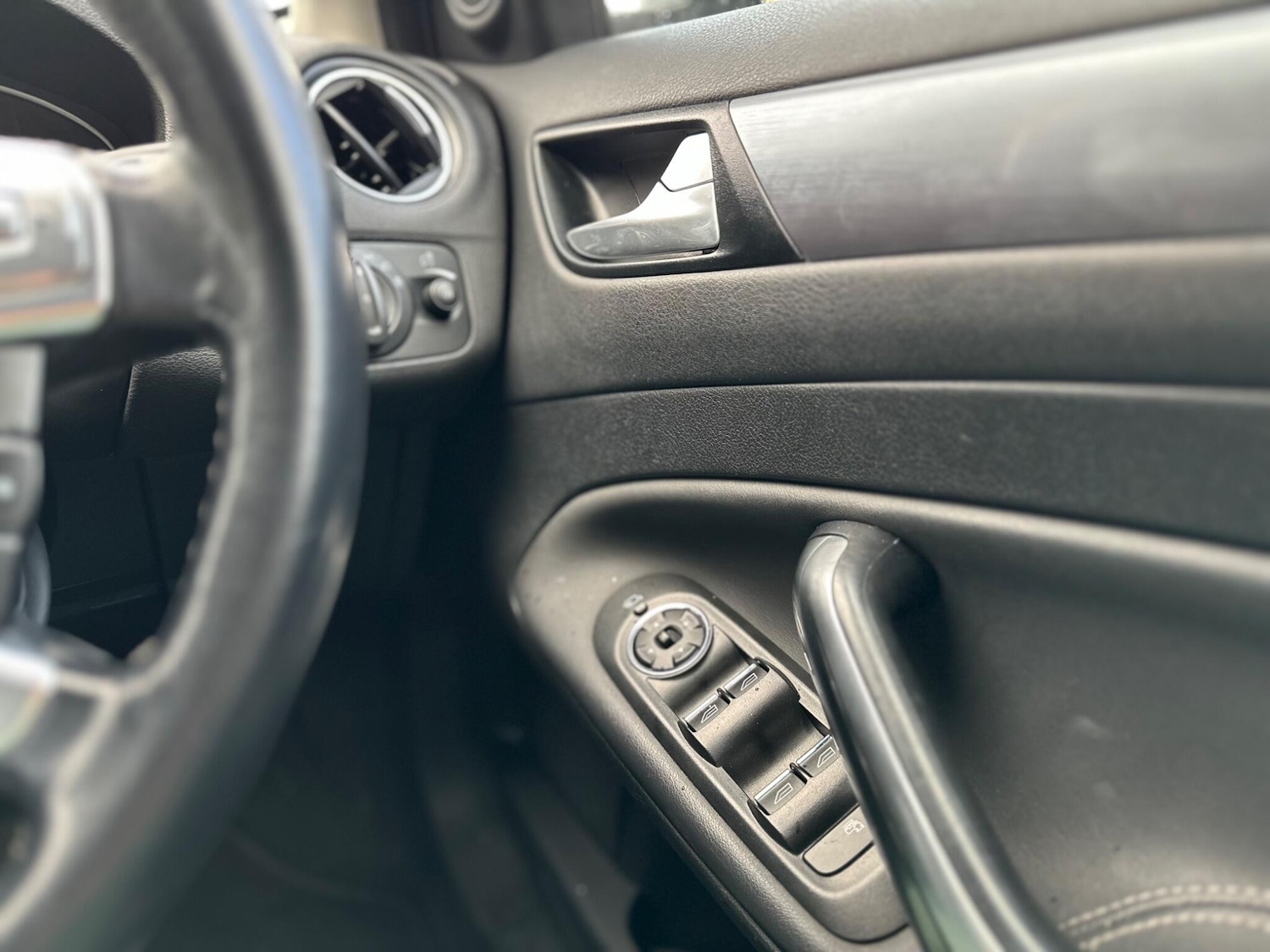 Used Ford Mondeo 2014 for sale - 76404972: Photo 38