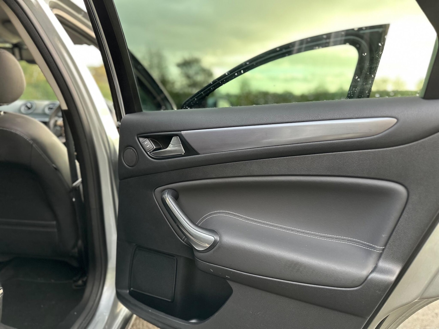 Used Ford Mondeo 2014 for sale - 76404972: Photo 39