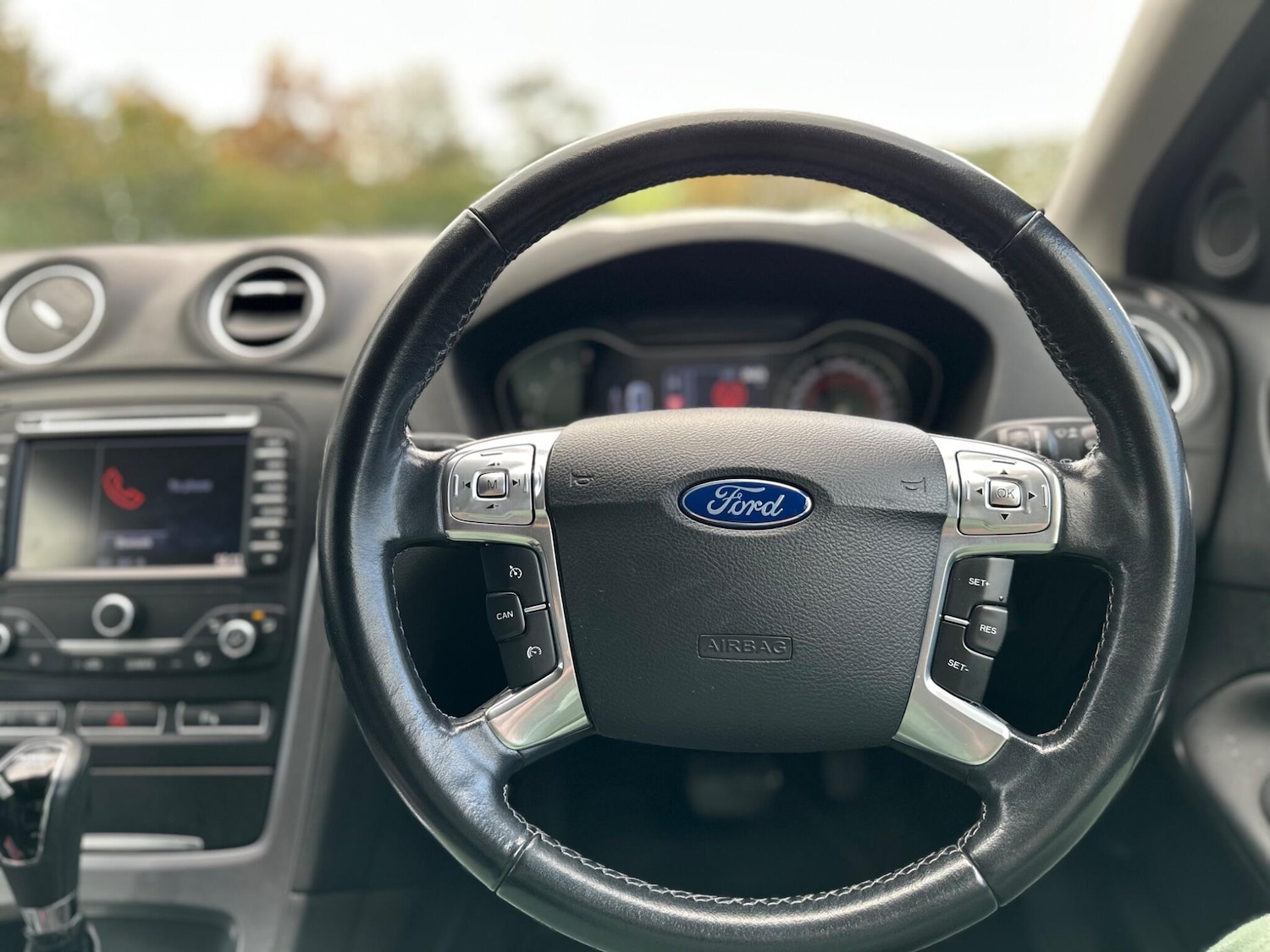 Used Ford Mondeo 2014 for sale - 76404972: Photo 55