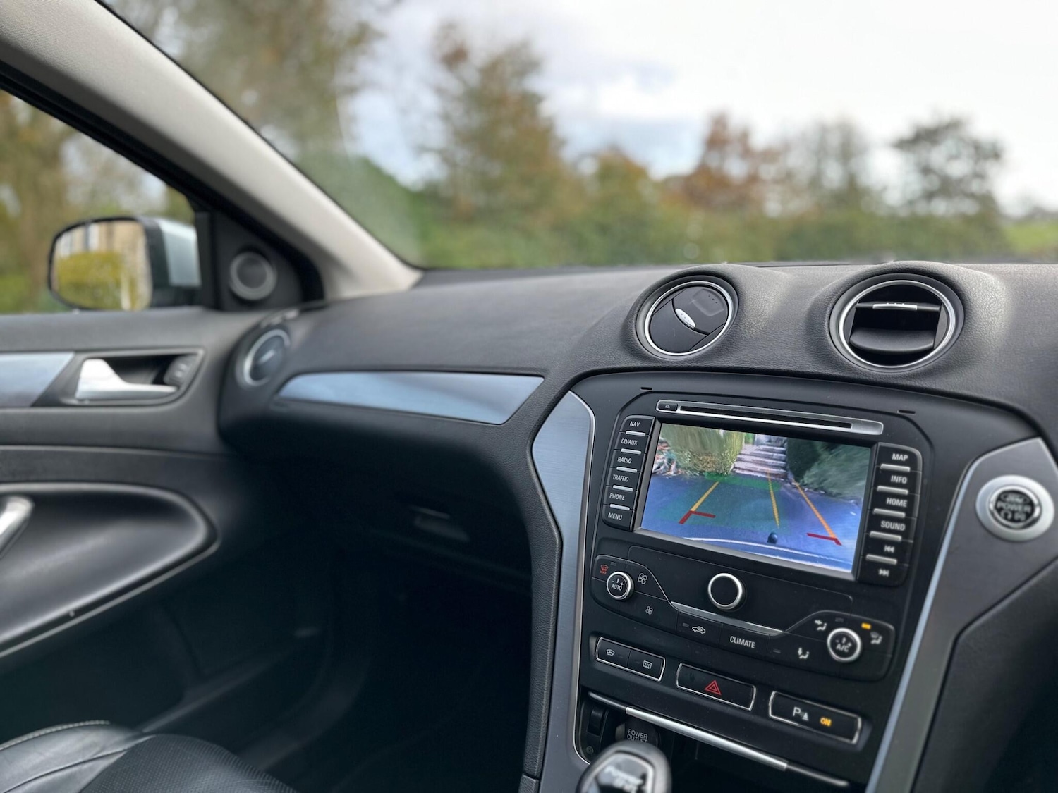 Used Ford Mondeo 2014 for sale - 76404972: Photo 63