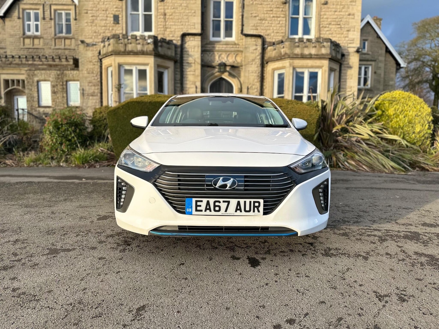 Used Hyundai IONIQ 2017 for sale - 76759438: Photo 2