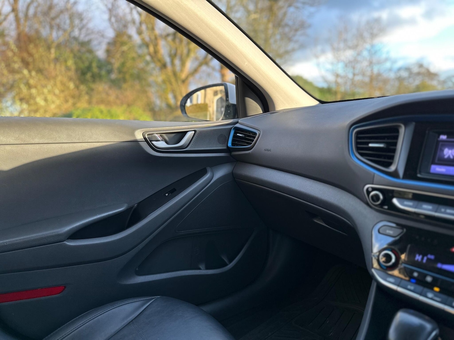 Used Hyundai IONIQ 2017 for sale - 76759438: Photo 26