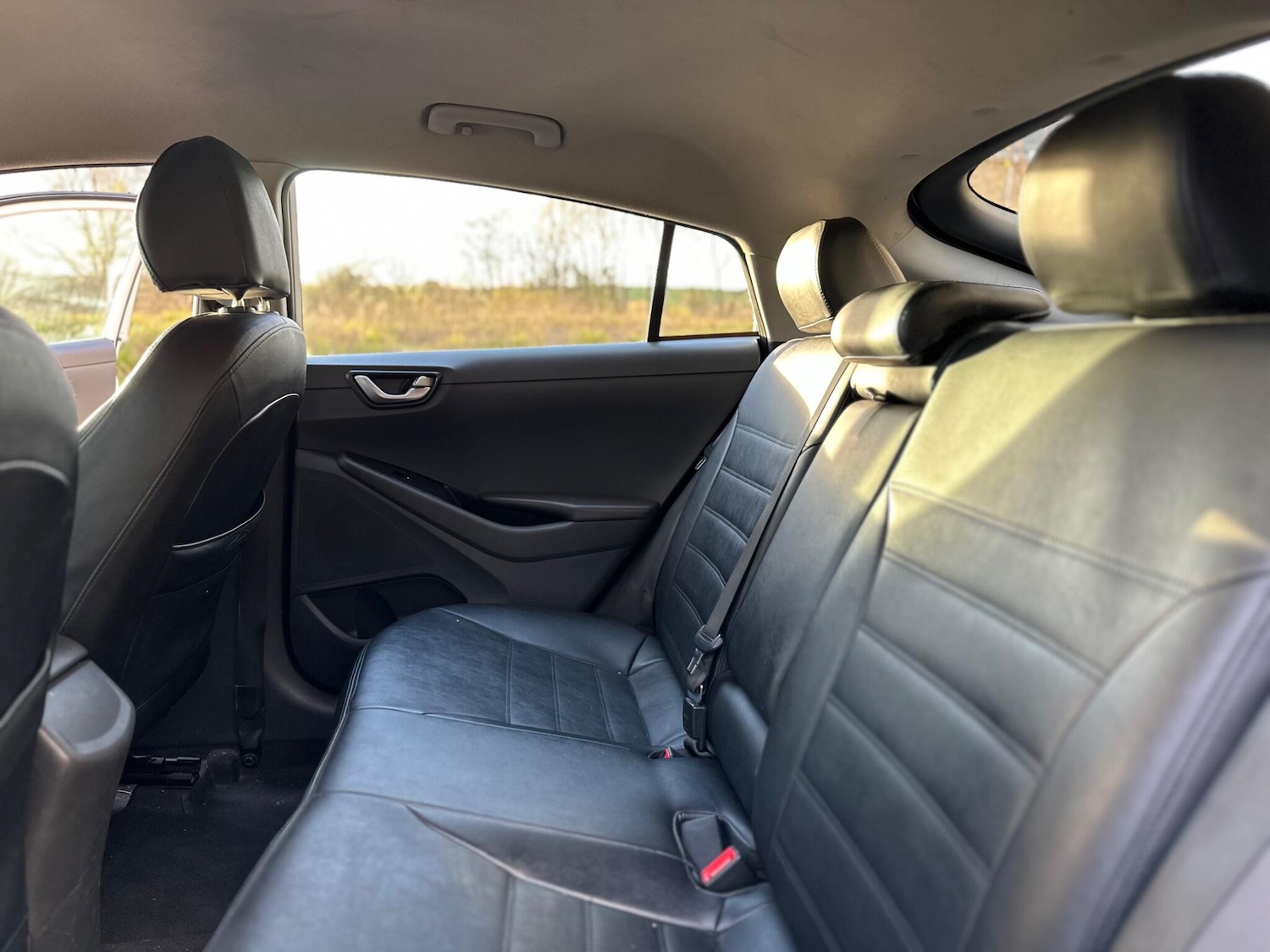 Used Hyundai IONIQ 2017 for sale - 76759438: Photo 32