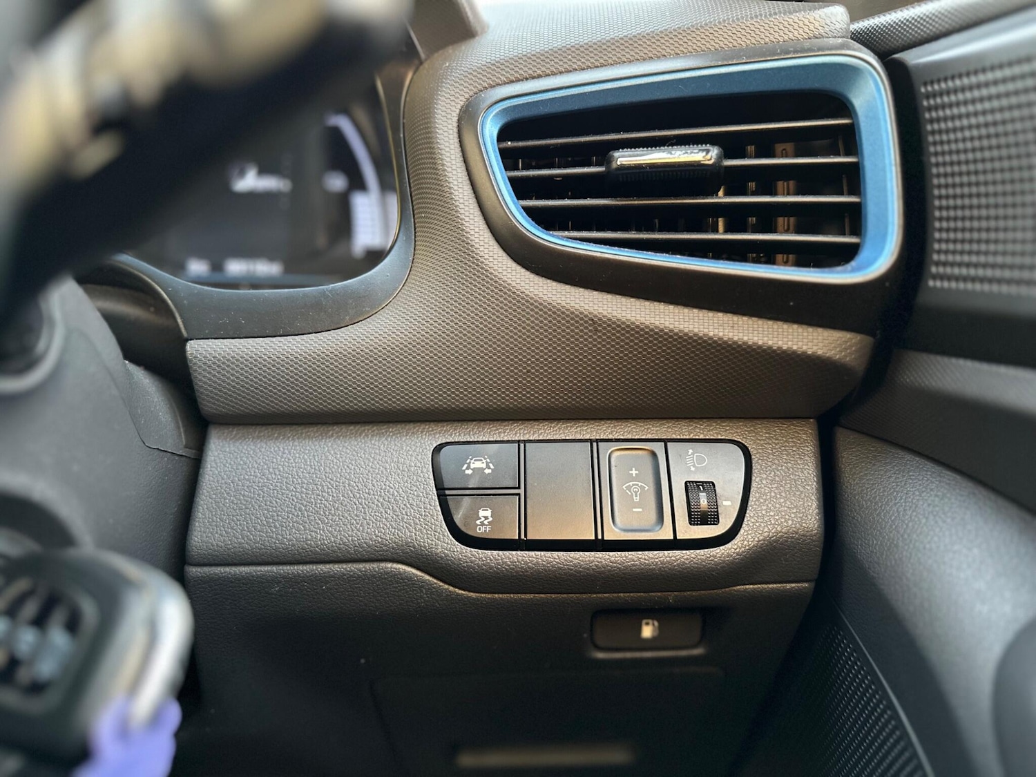 Used Hyundai IONIQ 2017 for sale - 76759438: Photo 37