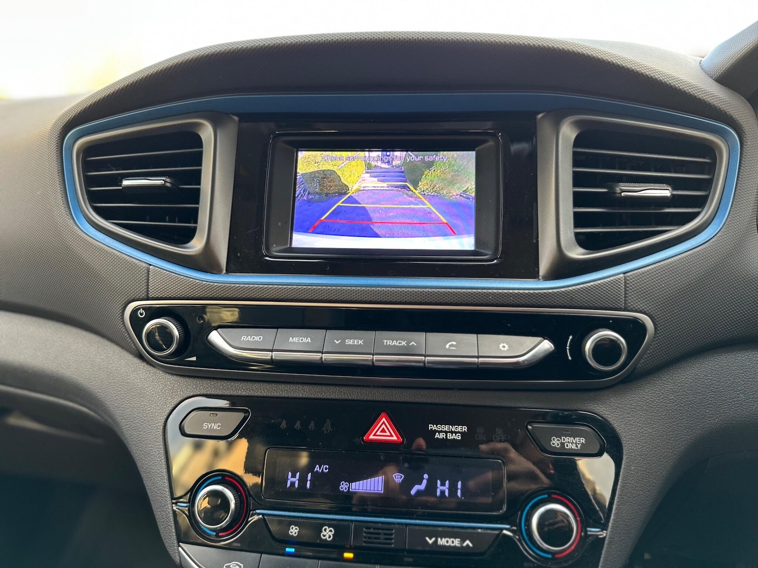 Used Hyundai IONIQ 2017 for sale - 76759438: Photo 48