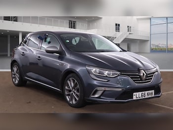 Used Renault Megane 2016 for sale - 76562562: Photo