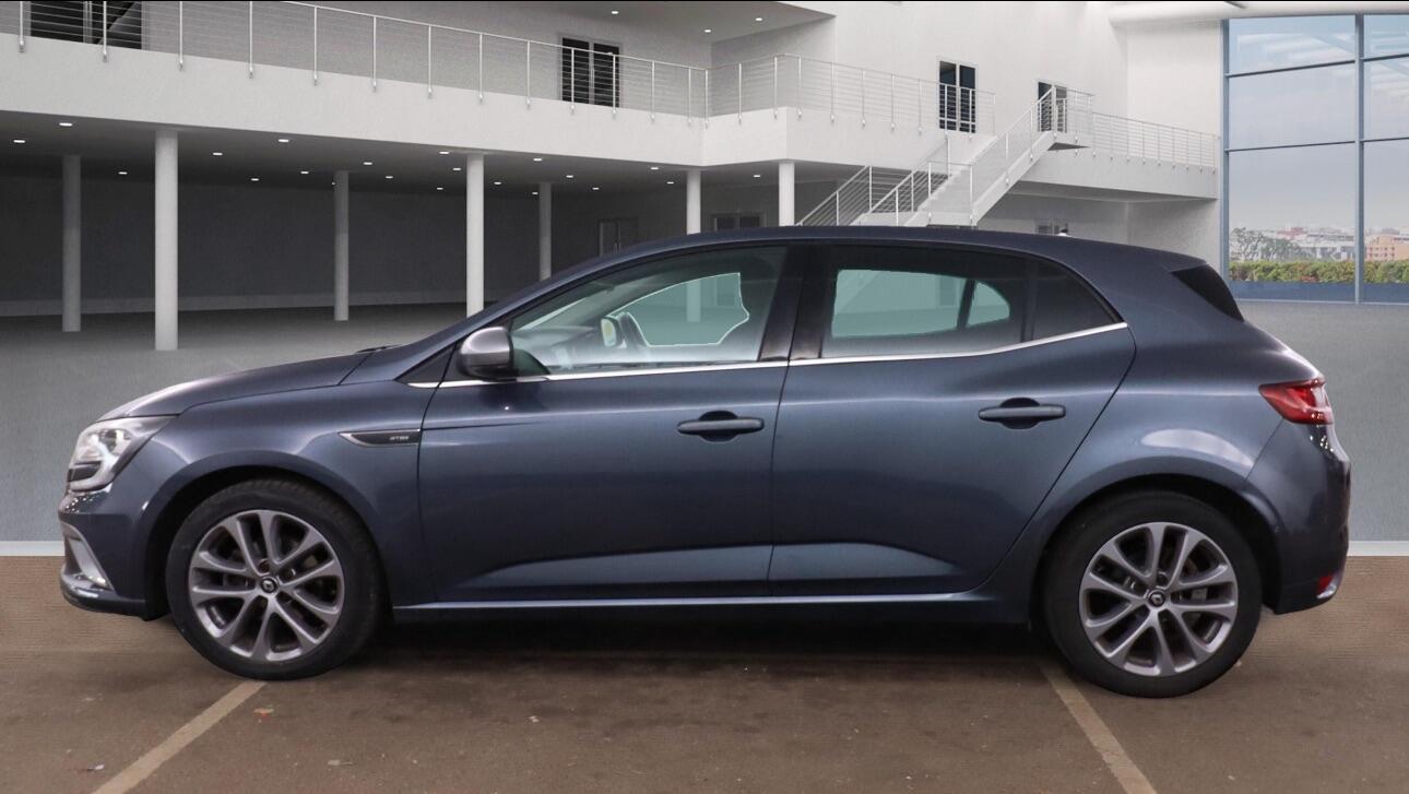 Used Renault Megane 2016 for sale - 76562562: Photo 4