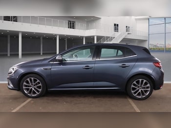 Used Renault Megane 2016 for sale - 76562562: Photo