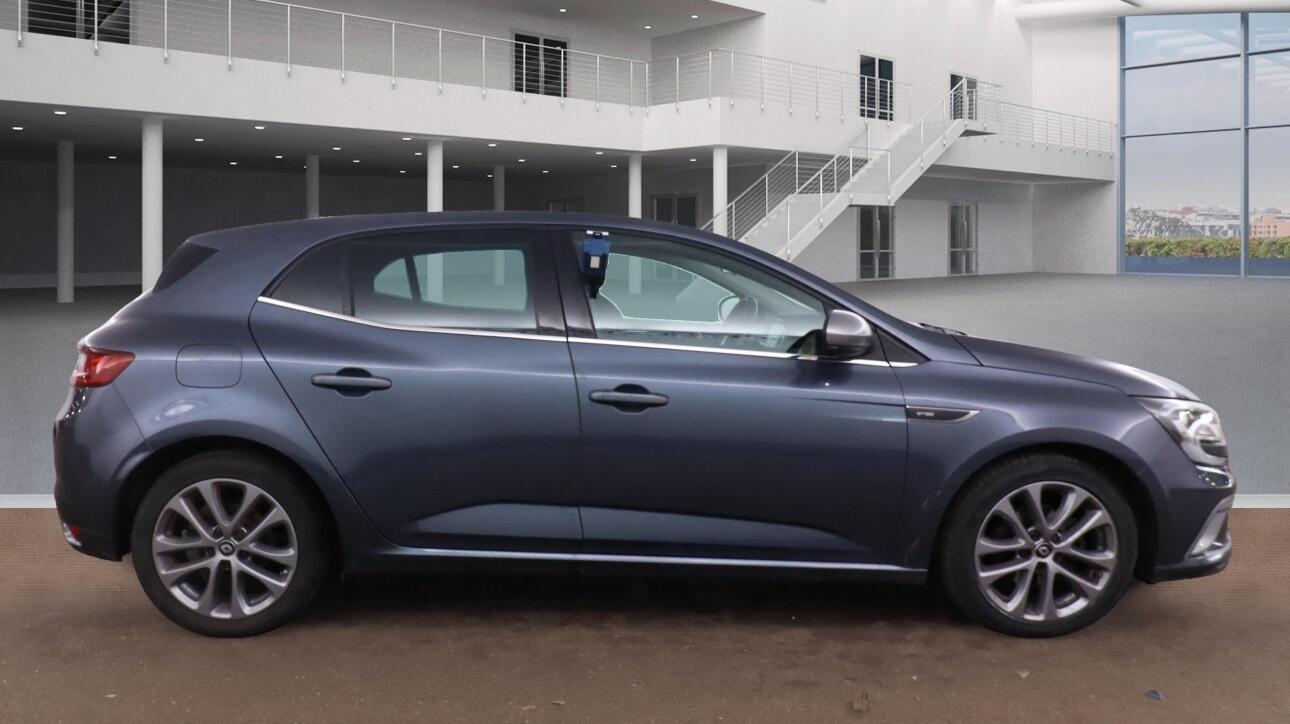 Used Renault Megane 2016 for sale - 76562562: Photo 5