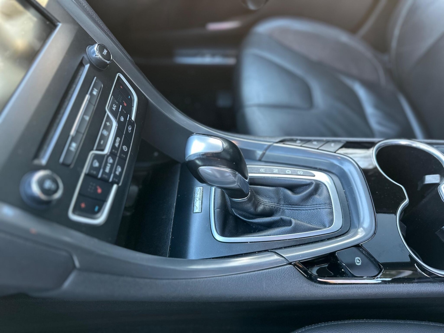 Used Ford Mondeo 2015 for sale - 76759280: Photo 19