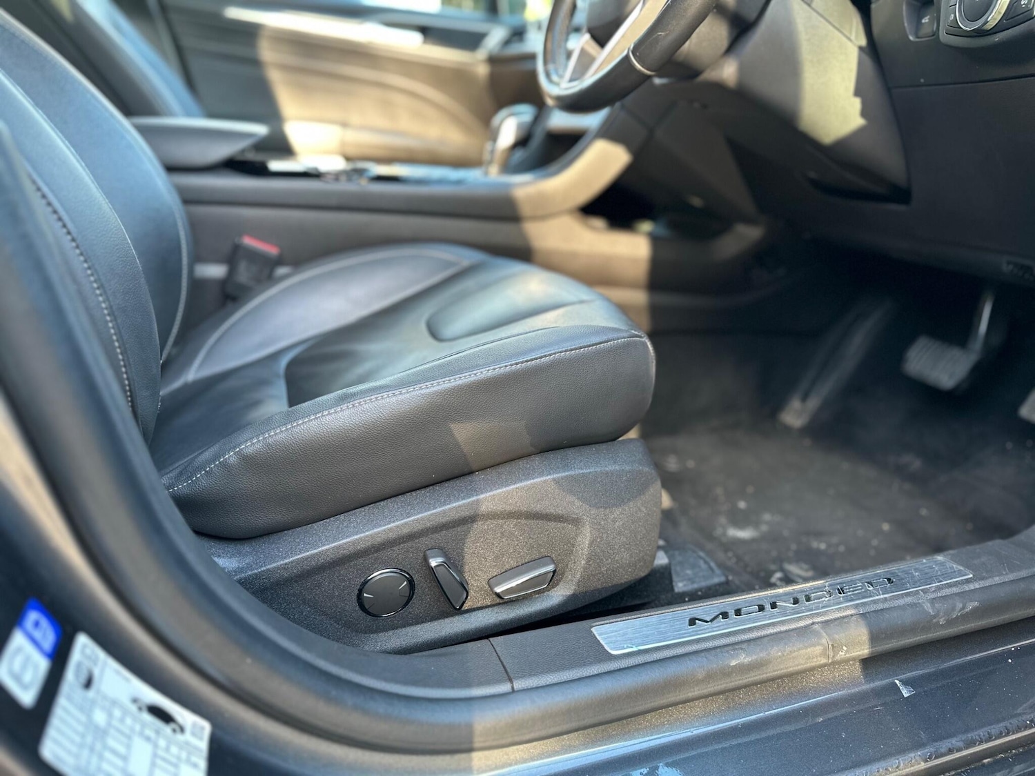 Used Ford Mondeo 2015 for sale - 76759280: Photo 29