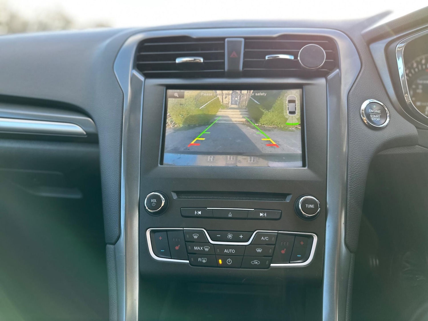 Used Ford Mondeo 2015 for sale - 76759280: Photo 61